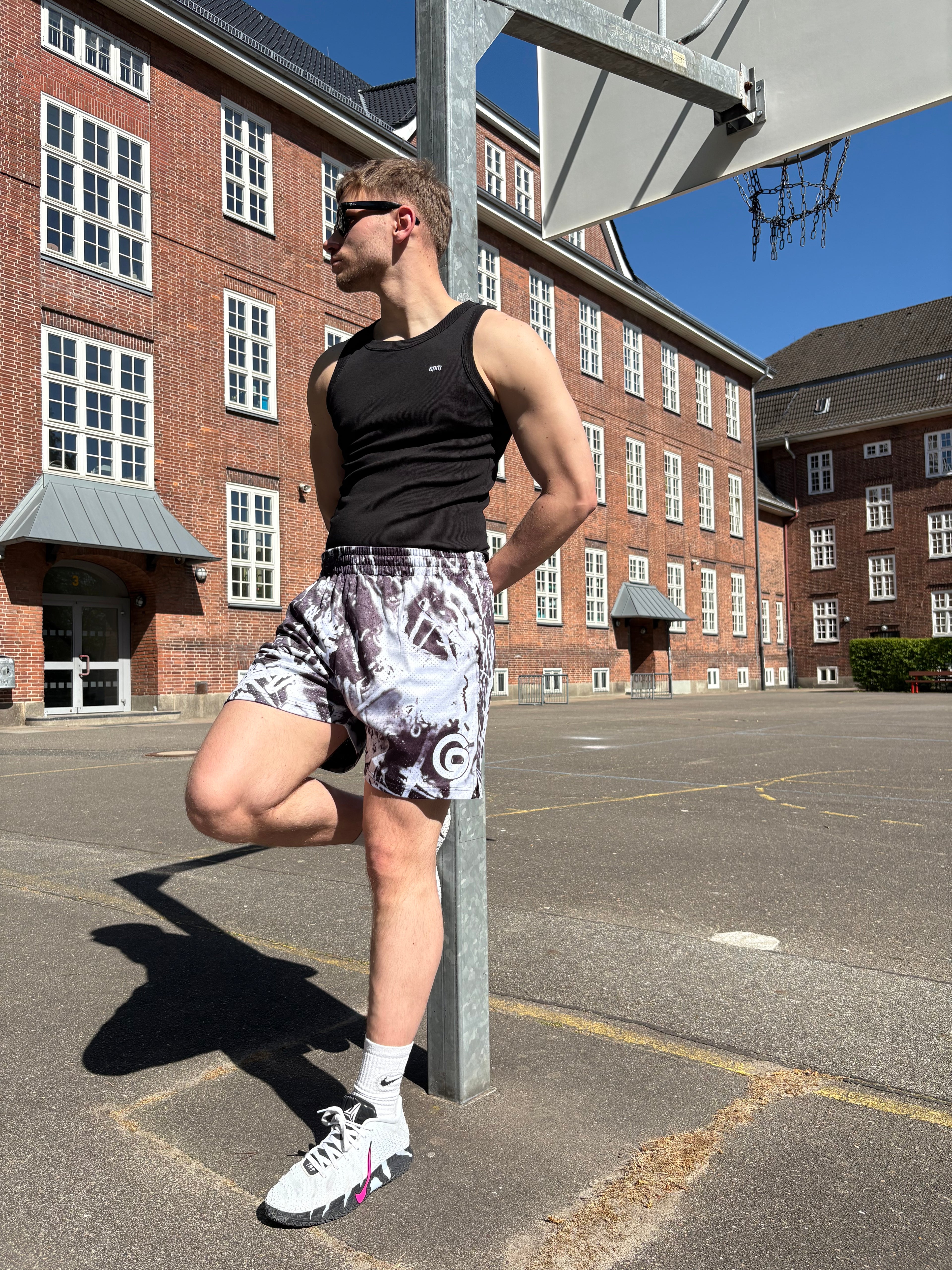 Clutch Shorts Black