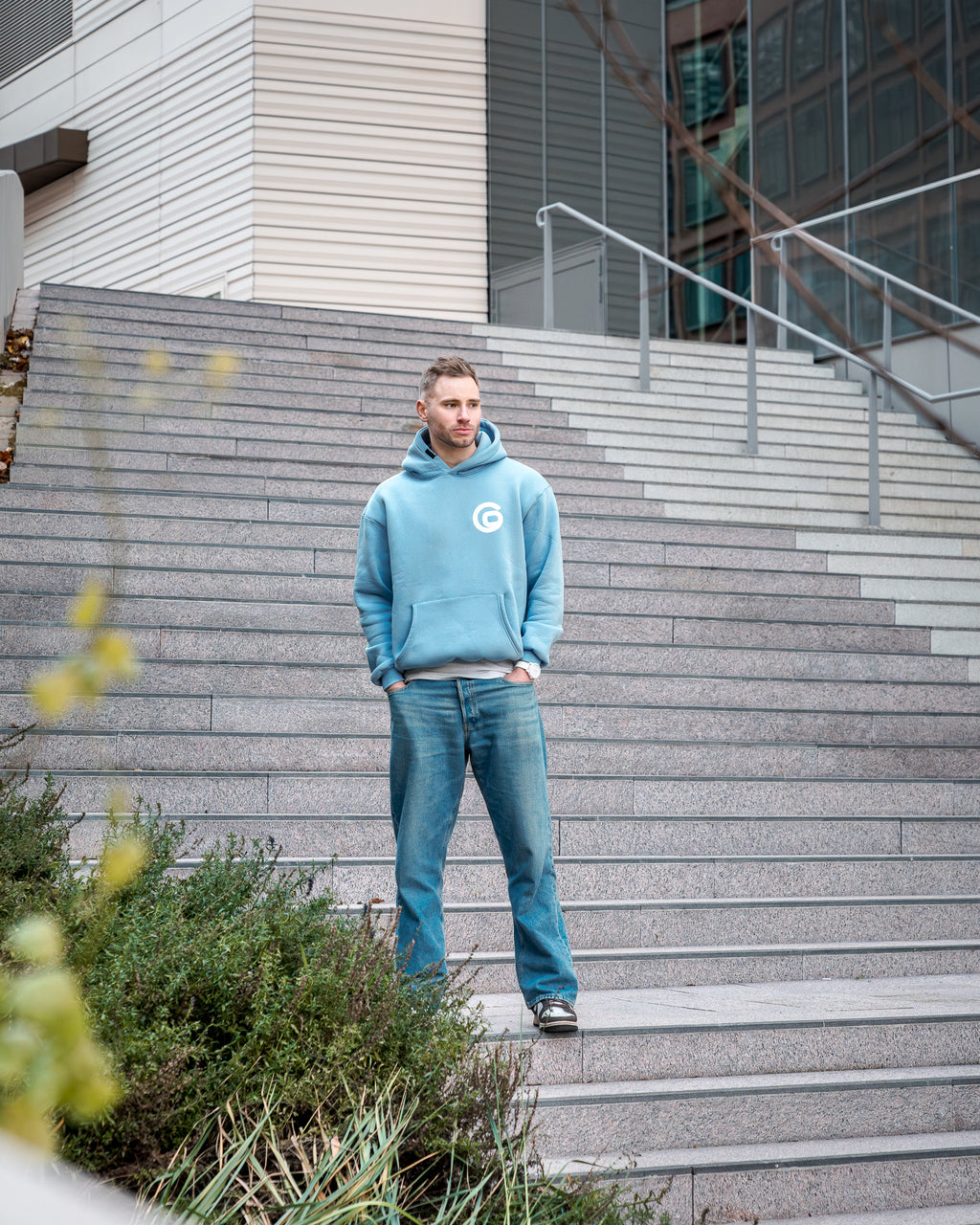 Clutch Hoodie Blue-Ice