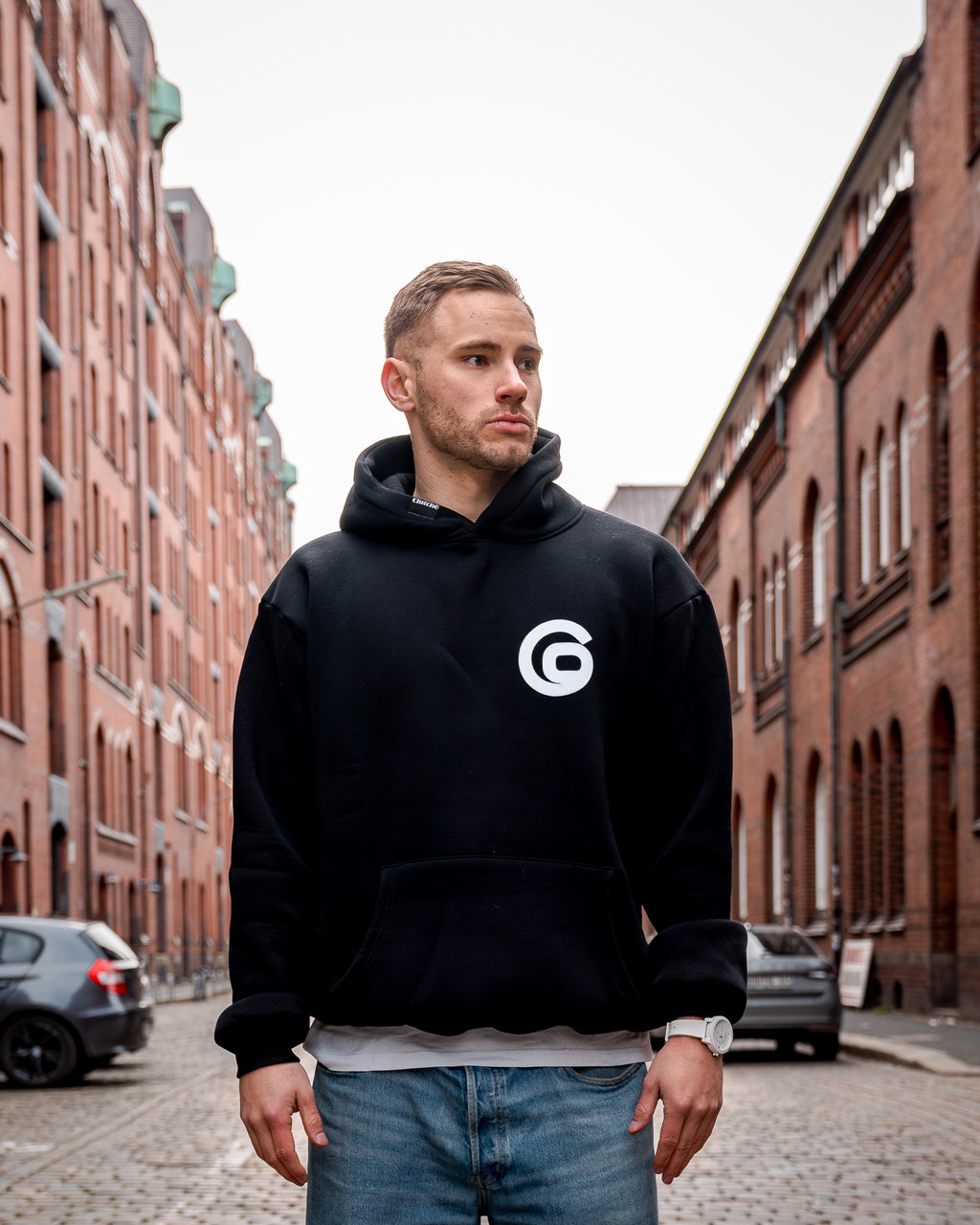 Clutch Hoodie Black